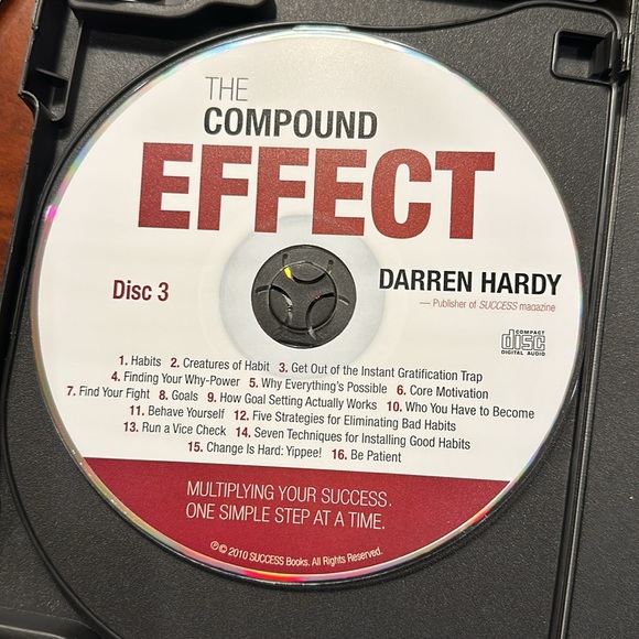 The compound effect by Darren Hardy six CD audio program - Picture 5 of 8